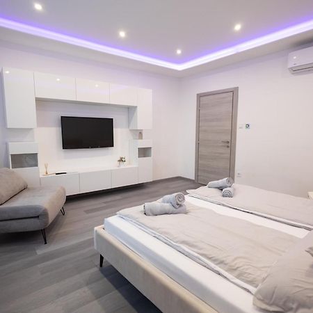Fonix Apartman ديبريتْسين المظهر الخارجي الصورة