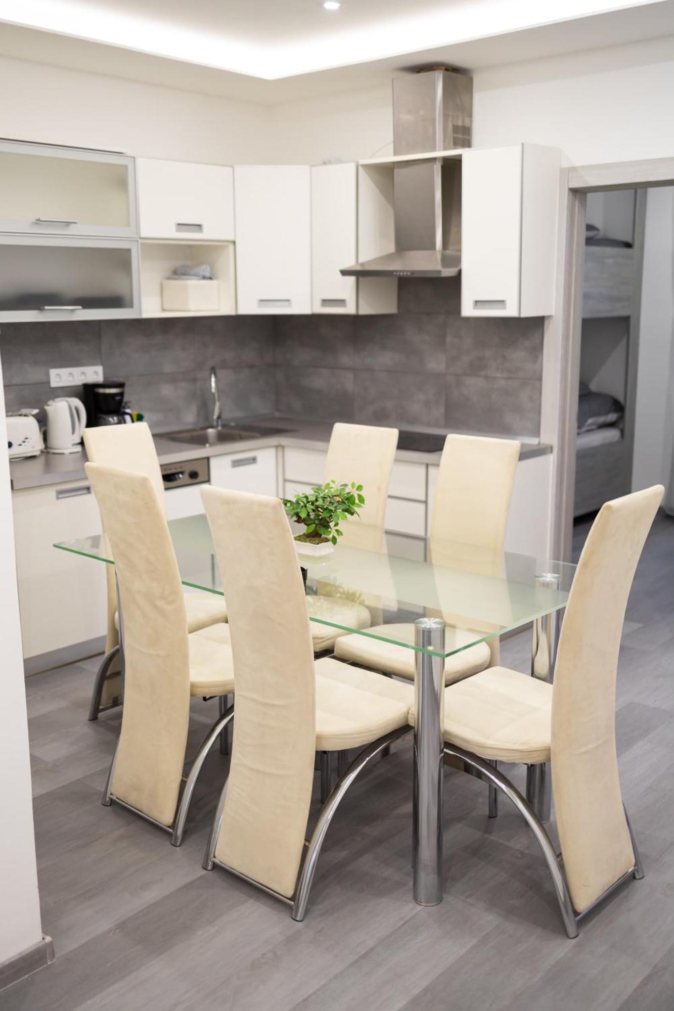 Fonix Apartman ديبريتْسين المظهر الخارجي الصورة